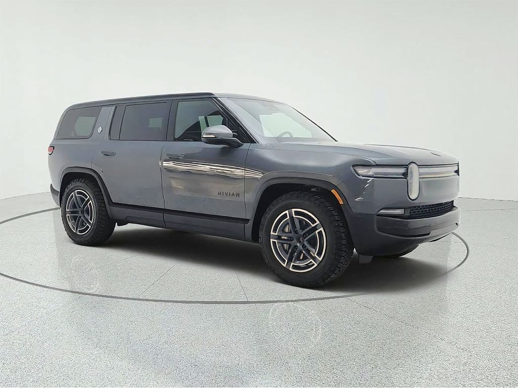 2025 Rivian R1S photo 1