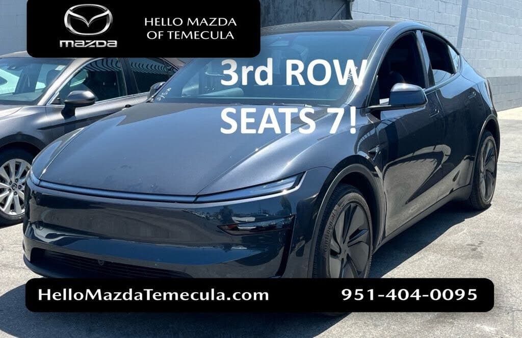 2026 Tesla Model Y photo 1