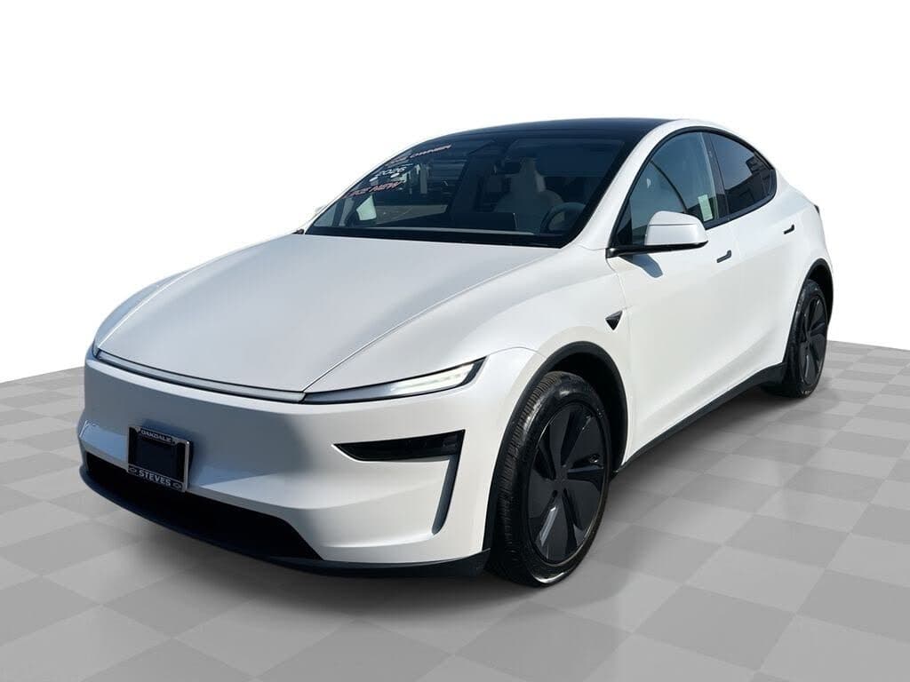 2026 Tesla Model Y photo 1