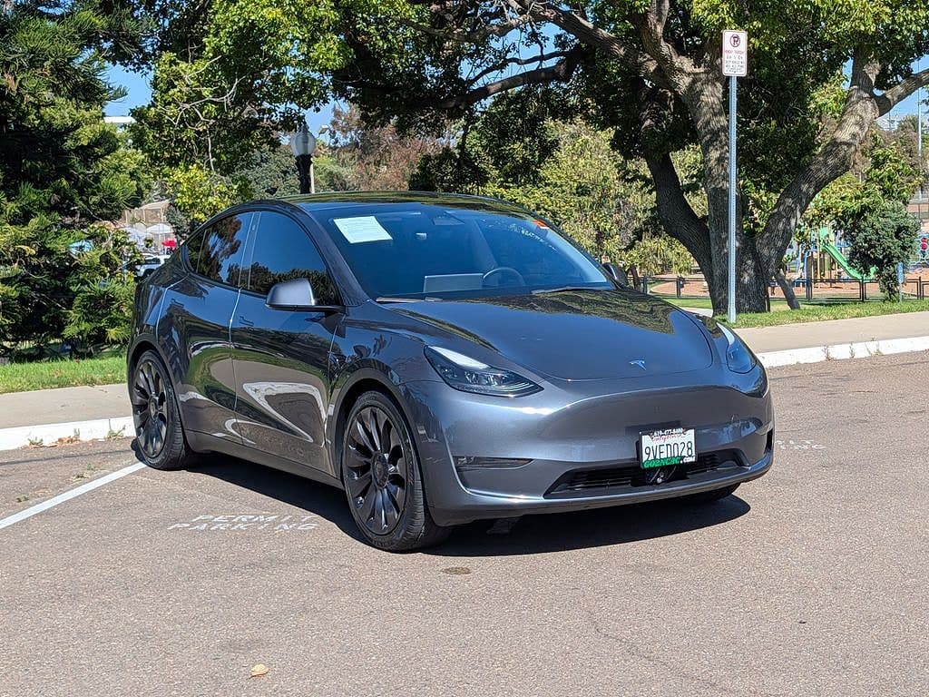 2023 Tesla Model Y photo 1