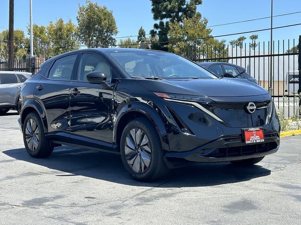 2024 Nissan ARIYA photo 1