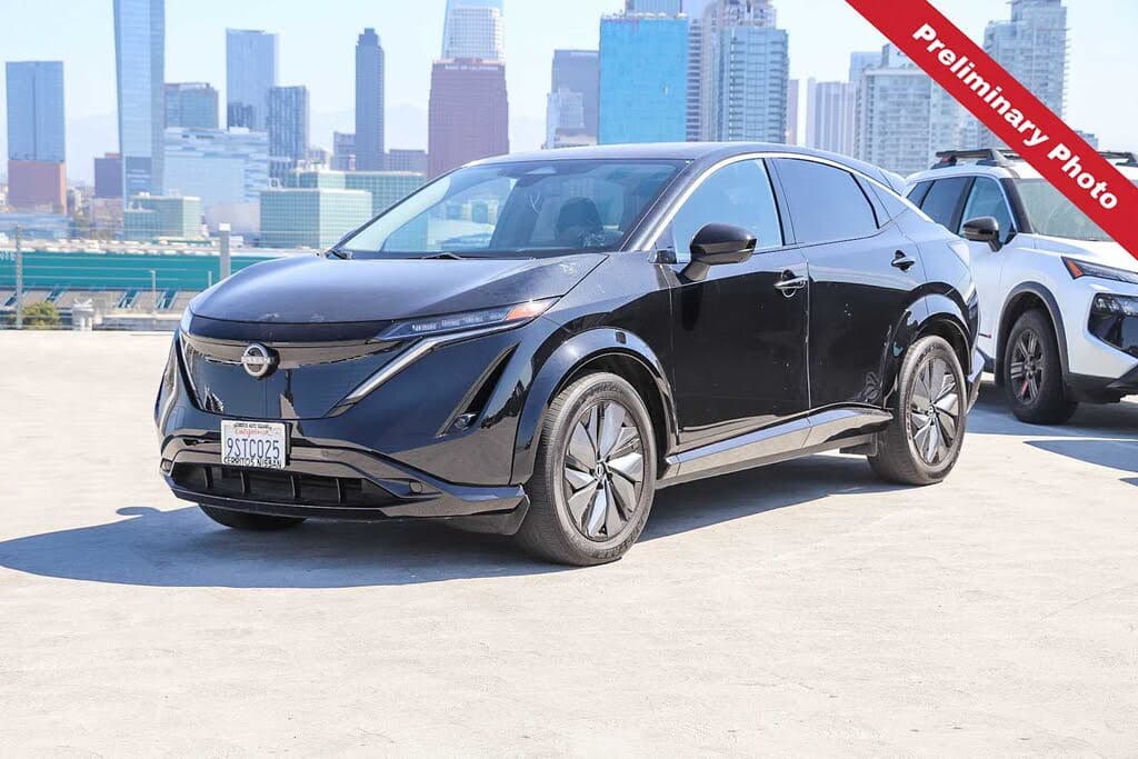 2025 Nissan ARIYA photo 1