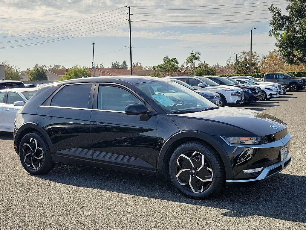 2024 Hyundai IONIQ 5 photo 1