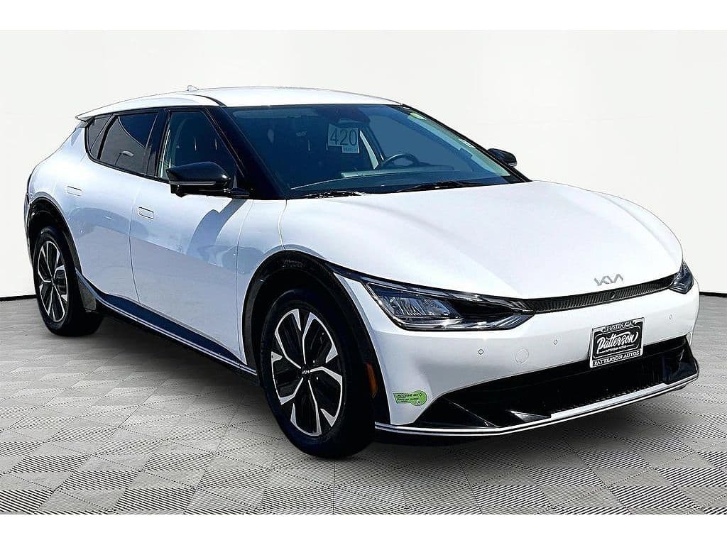 2023 Kia EV6 photo 1