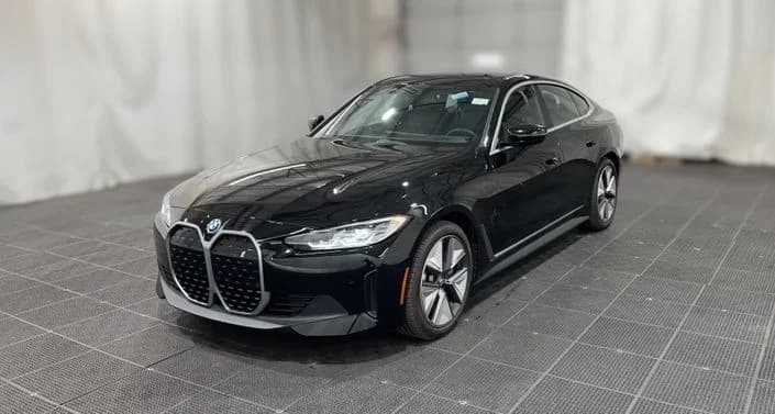 2023 BMW i4 photo 1