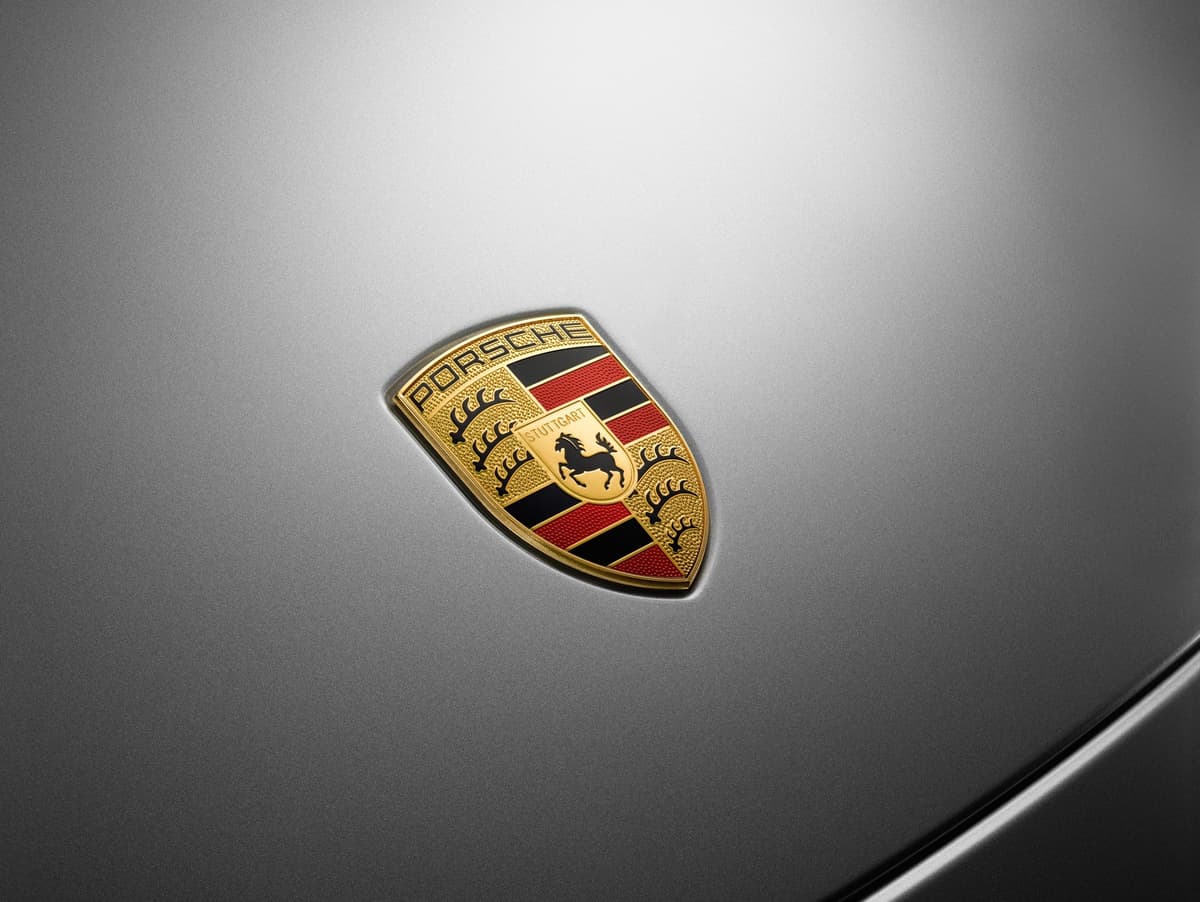 2024 Porsche Taycan photo 1