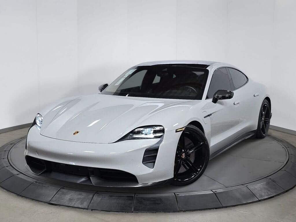 2021 Porsche Taycan photo 1