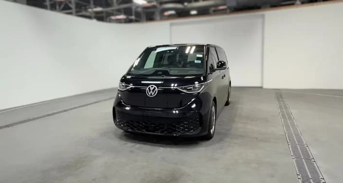 2025 Volkswagen ID.Buzz photo 1