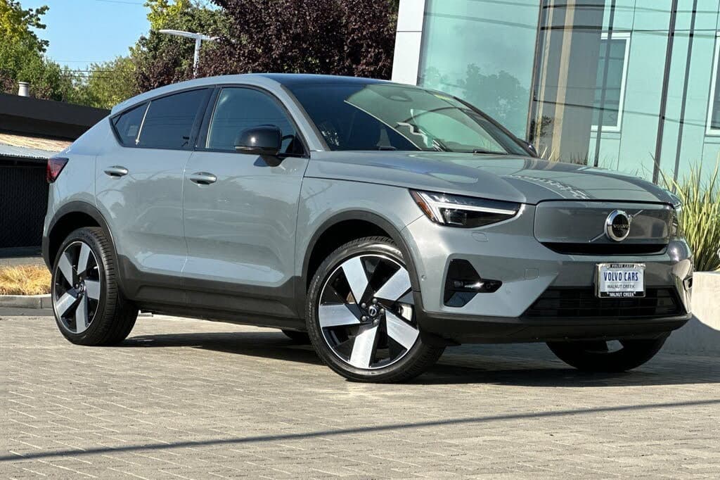 2023 Volvo C40 Recharge photo 1